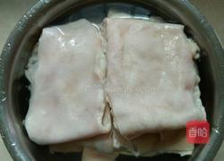 双色肉皮冻的做法图解2