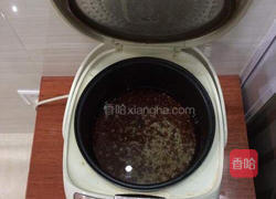 薏米红豆汤的做法图解4