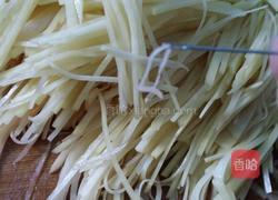 醋香土豆丝的做法图解2
