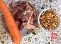 猪骨煲北虫草的做法图解1