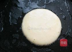 牛奶鸡蛋玉米饼的做法图解8