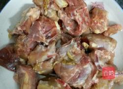 鲜菇滑鸡的做法图解1