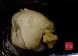 奶香豆沙面包的做法图解4