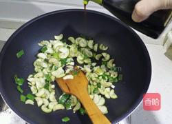 扇贝炒丝瓜的做法图解3