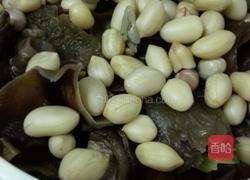 香辣凉泡菜（青瓜、木耳、花生、香菇）的做法图解2