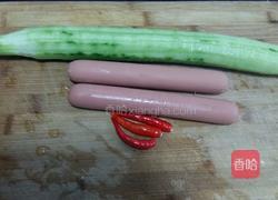 黄瓜炒火腿肠的做法图解2