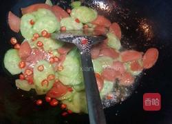 黄瓜炒火腿肠的做法图解7