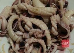 酱爆鱿鱼的做法图解2