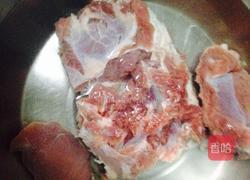 清炖羊肉山药的做法图解1