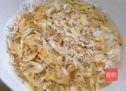 三鲜锅贴的做法图解3