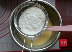 酸奶戚风蛋糕的做法图解6