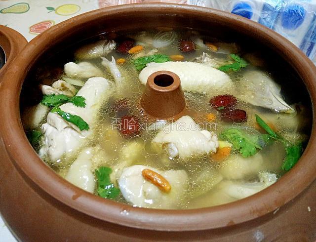 加香菜调味即可
