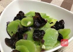莴笋炒木耳的做法图解9