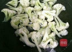 蒜粒菜花的做法图解2