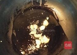 丝瓜炒面筋的做法图解2