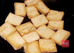 浇汁脆皮豆腐的做法图解3