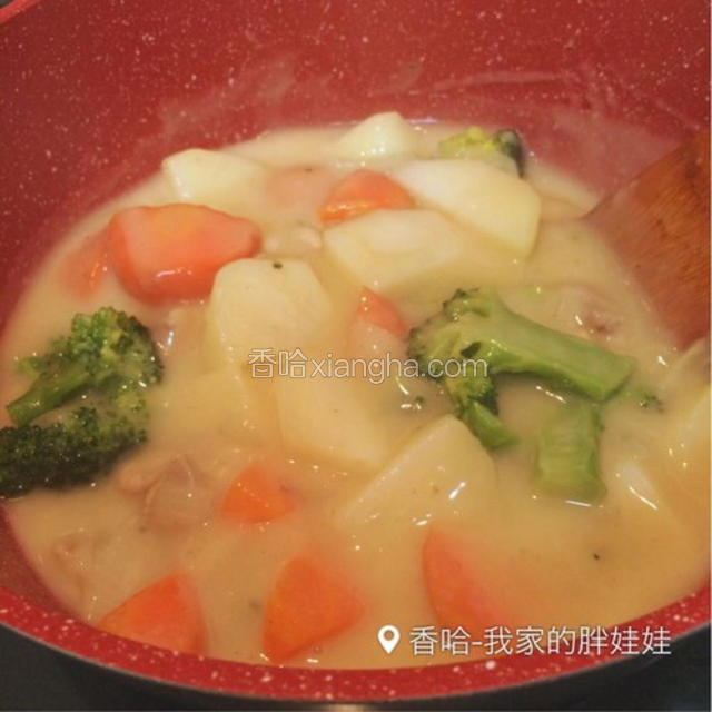 把奶油充分搅拌融化