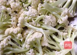 蚝油花菜的做法图解1