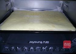 奶油瑞士卷的做法图解4