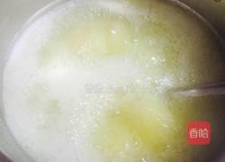 芝麻叶面条的做法图解3