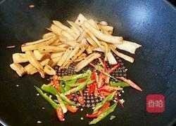 干煸肉丝杏鲍菇的做法图解6