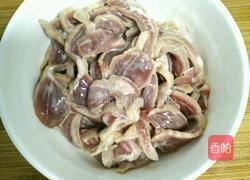 芹菜木耳炒鸡胗的做法图解5