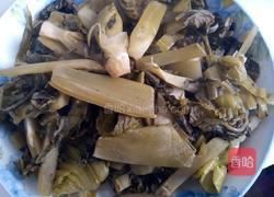 酸菜炆鱼的做法图解2