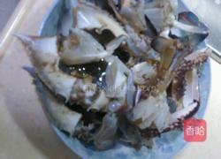 梭子蟹炒年糕的做法图解1