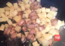 土豆焖肉的做法图解6
