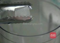 蓝莓香蕉味奶昔的做法图解5