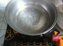 清煮西兰花胡萝卜的做法图解2