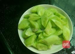 肉丝炒黄瓜的做法图解1