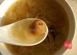 银耳红枣桂圆汤的做法图解3