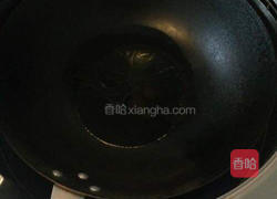 青椒鸡菇的做法图解3