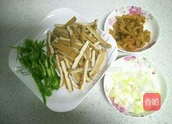 榨菜炒香干的做法图解1