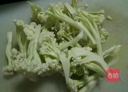 素炒花菜的做法图解1