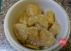 冰糖炖柠檬的做法图解3
