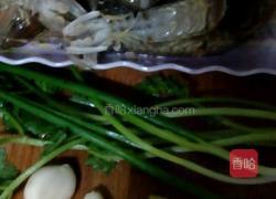 炒皮皮虾的做法图解1