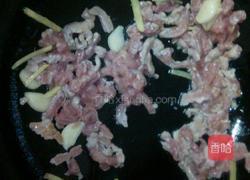 蒜黄炒肉丝的做法图解5