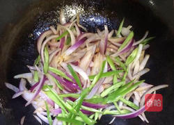 洋葱炒肉丝的做法图解7
