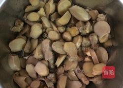 姜醋猪蹄蛋的做法图解1