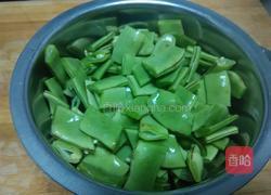 麻辣土豆炒豆角的做法图解2