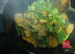 麻辣土豆炒豆角的做法图解9
