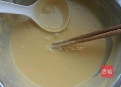 如何做鸡蛋饼不起疙瘩的做法图解2