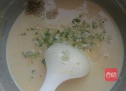 如何做鸡蛋饼不起疙瘩的做法图解5