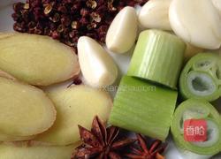 香煸辣子鸡的做法图解3