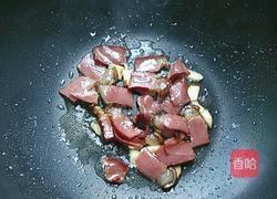 荷兰豆炒腊肉的做法图解4