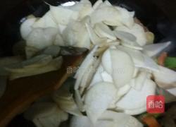 牛肉炒杏鲍菇土豆干的做法图解7