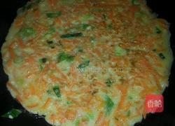 胡萝卜鸡蛋葱油饼的做法图解8