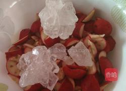 冰糖蒸红果的做法图解3
